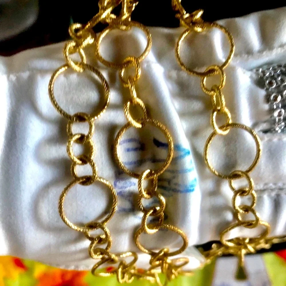 Lia Sophia neck decor - Picture 6 of 8